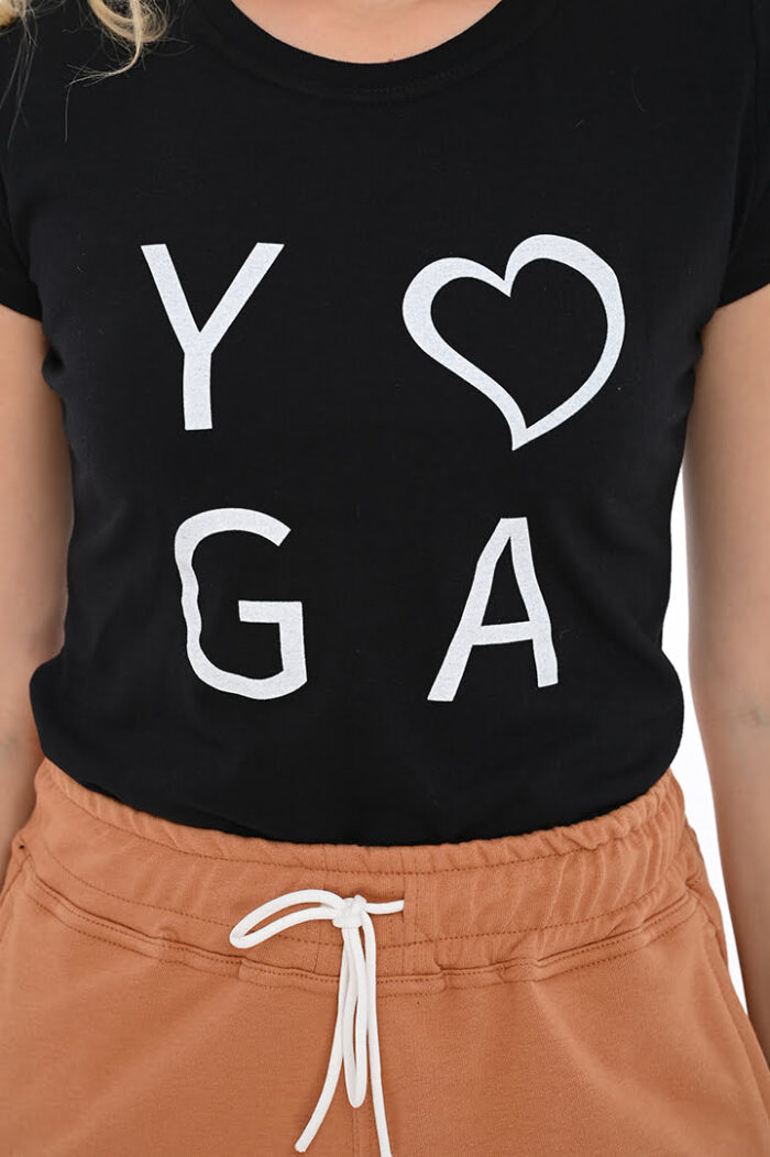 T-Shirt με στάμπα ''yoga'' μαύρο
