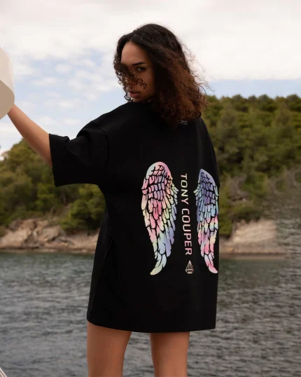 Γυναικεία μπλούζα oversized blackwings Tony Couper μαύρο χρώμα