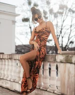 Φόρεμα maxi γοργονέ με ανοιχτή πλάτη πορτοκαλί