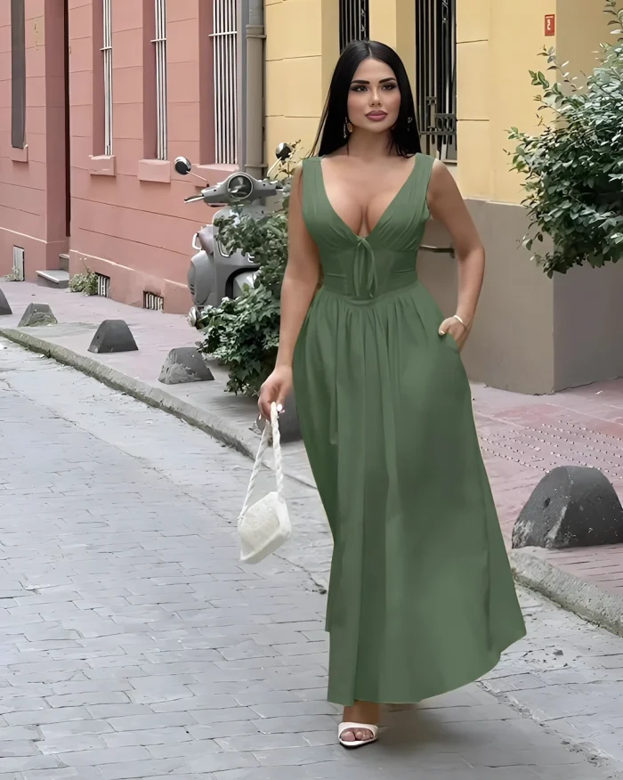 Φόρεμα maxi με v ντεκολτέ - Image 1