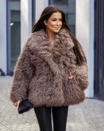 Γούνα fluffy oversized - Image 3