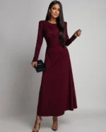 Μακρύ φόρεμα με σούρα στη μέση και μακριά μανίκια