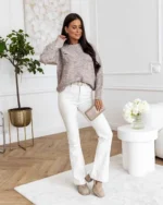 Πλεκτή μπλούζα με ανάγλυφα λουλούδια - Image 4