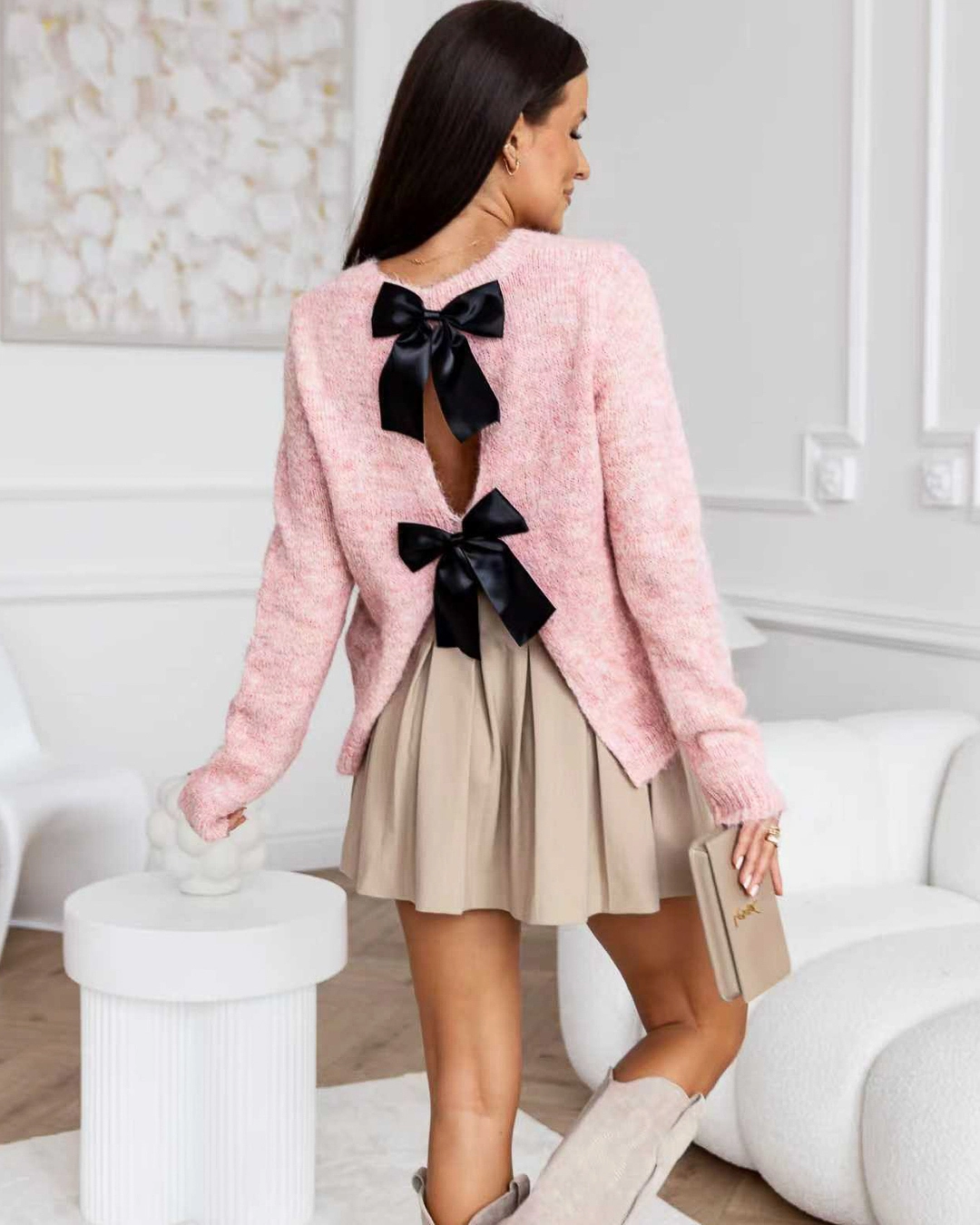 plekti-blouza-me-anoigma-stin-plati-kai-fiogkous (13) Πλεκτή μπλούζα με άνοιγμα στην πλάτη και φιόγκους - Image 1